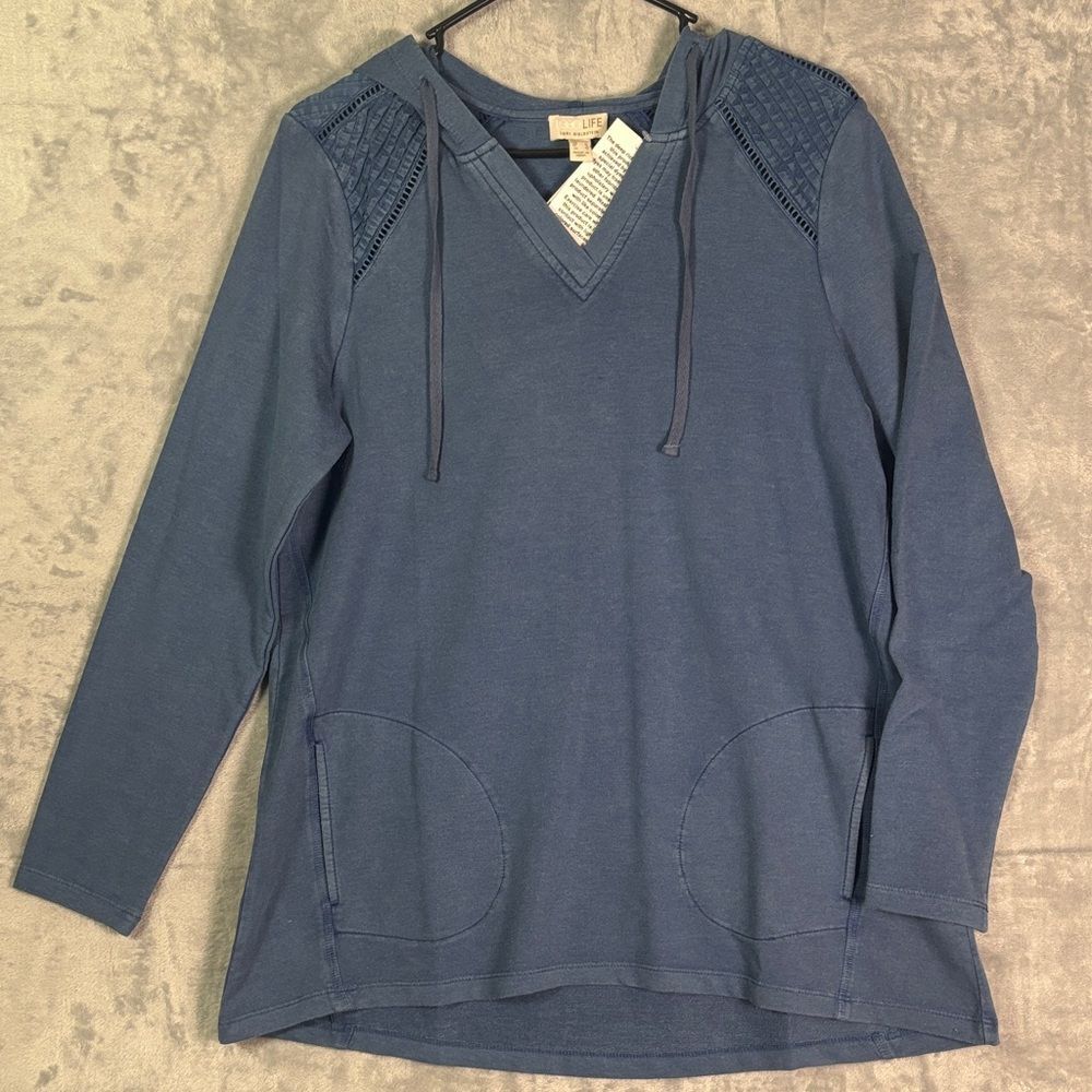 NWT New Logo Life Blue Hooded Vneck Top w/Pleated Embroidered Details Size Small